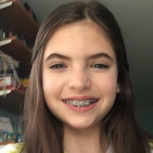 Meet your Posher, Bella